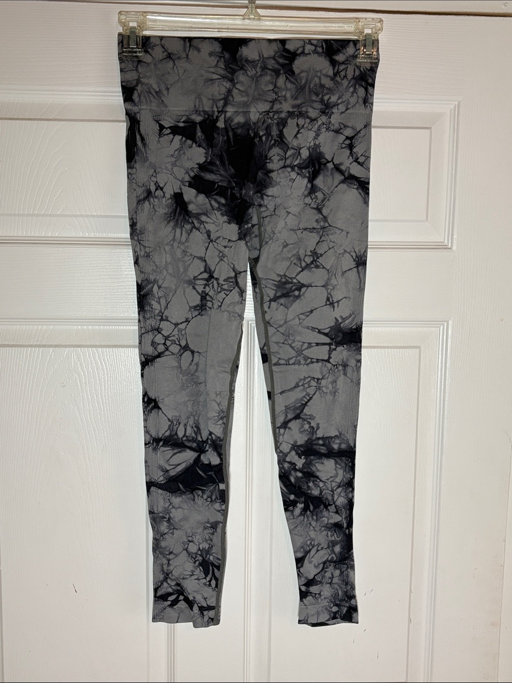 NWOT Black & Gray sinched booty leggings size Lg